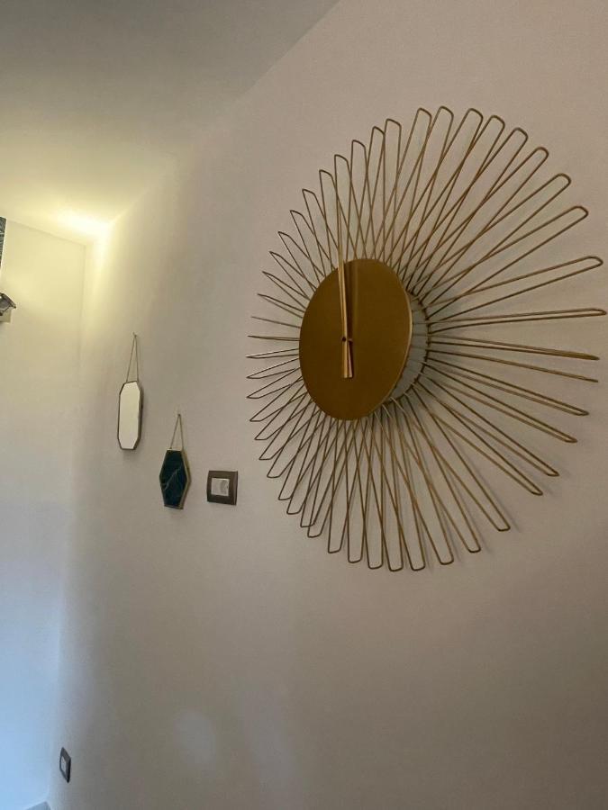 Arco Di Levante Alle Colonne Bari Bagian luar foto